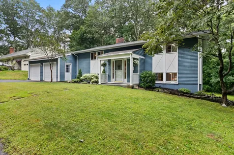 20 Murray Drive Cape Elizabeth ME 04107