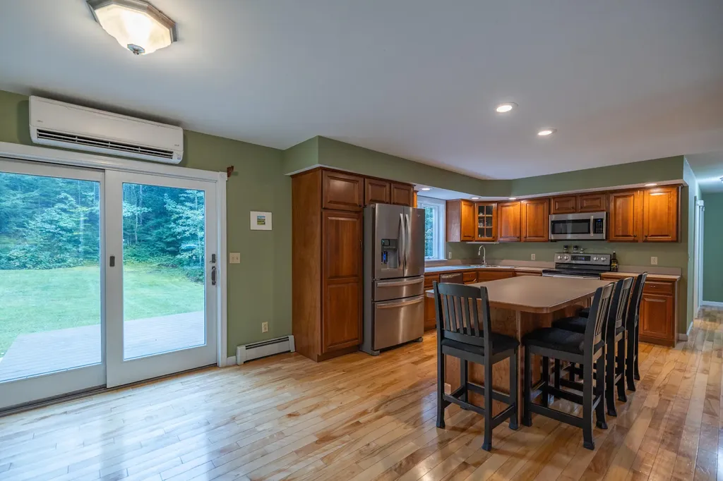 9 Emily Street Topsham ME 04086