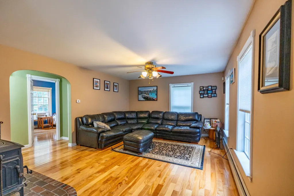 9 Emily Street Topsham ME 04086