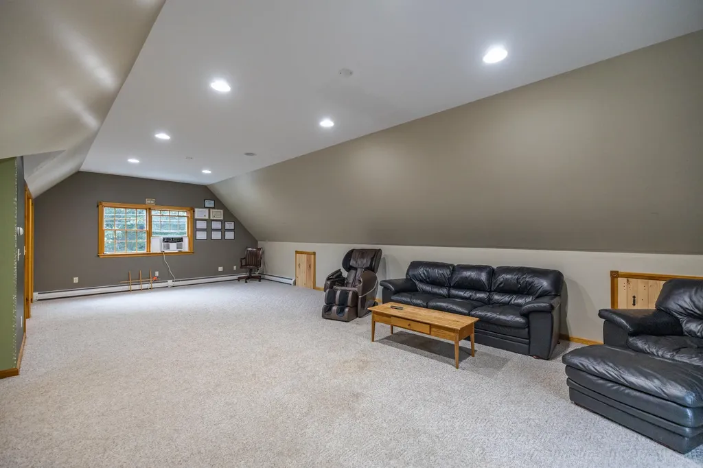 9 Emily Street Topsham ME 04086