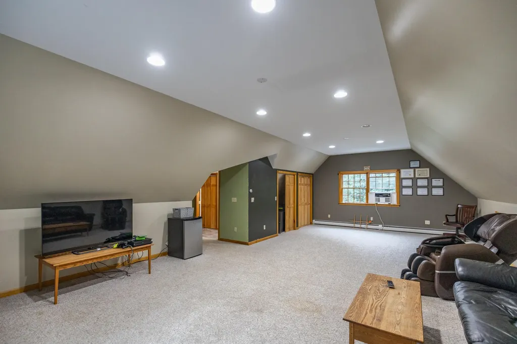 9 Emily Street Topsham ME 04086