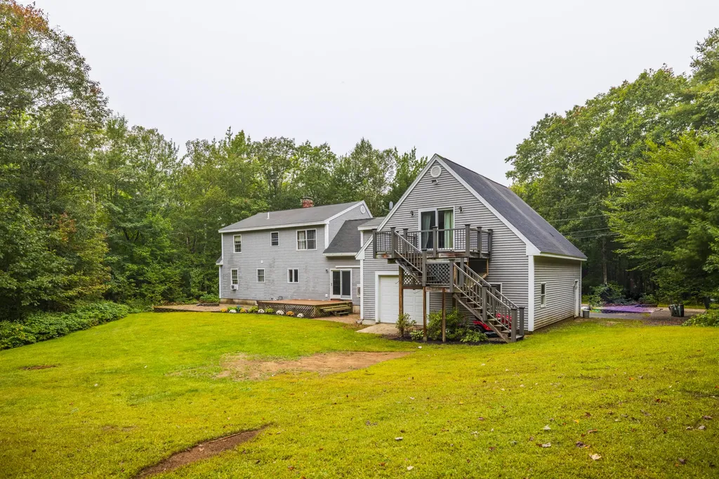 9 Emily Street Topsham ME 04086
