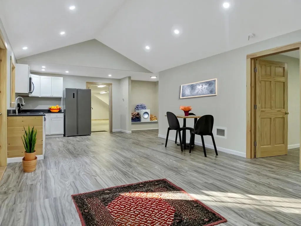 112 Kerns Hill Road Manchester ME 04351