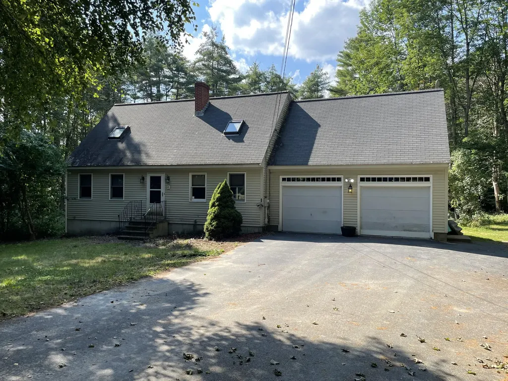 6 Caribou Drive Limerick ME 04048