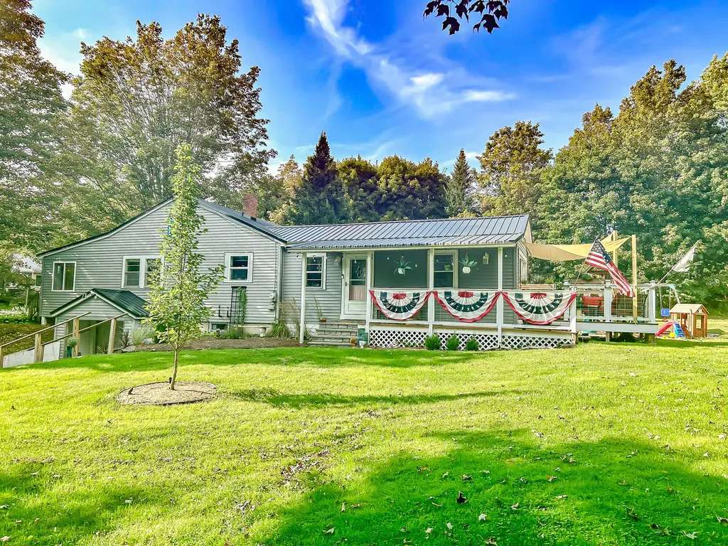 11 York Street Brooks ME 04921
