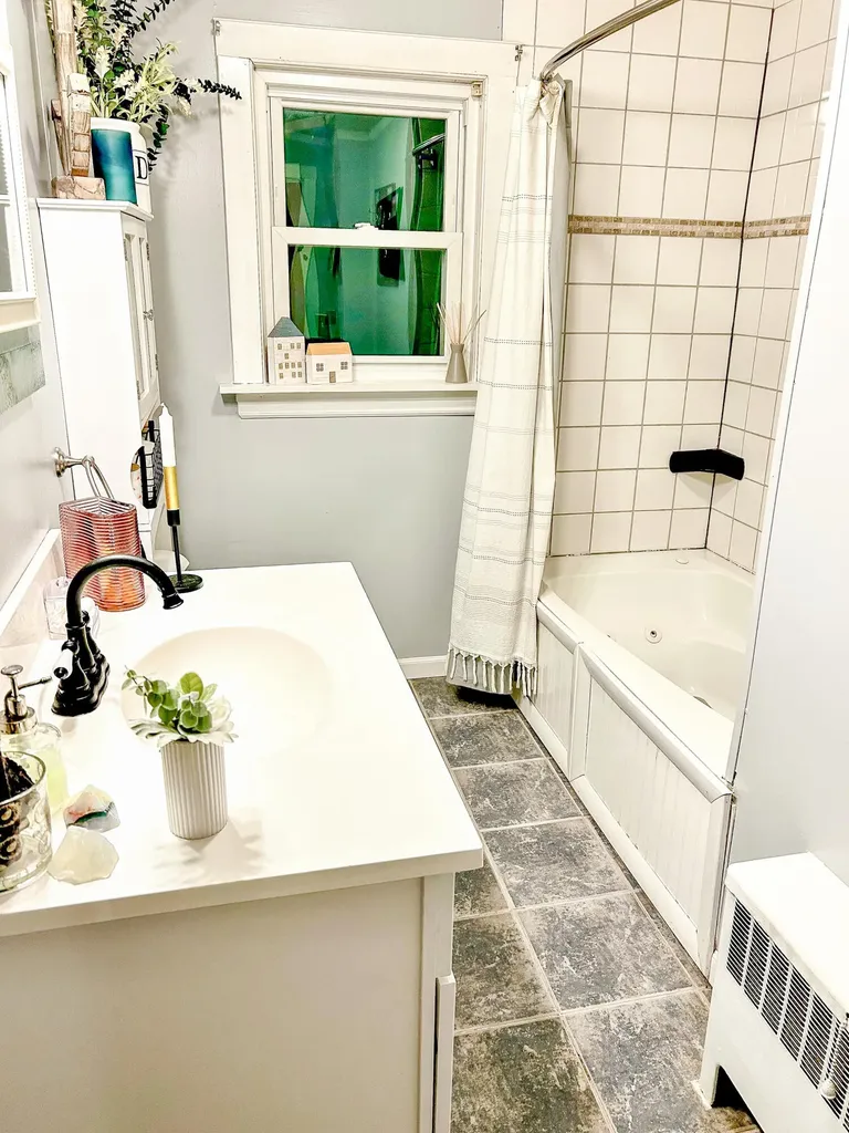 11 York Street Brooks ME 04921