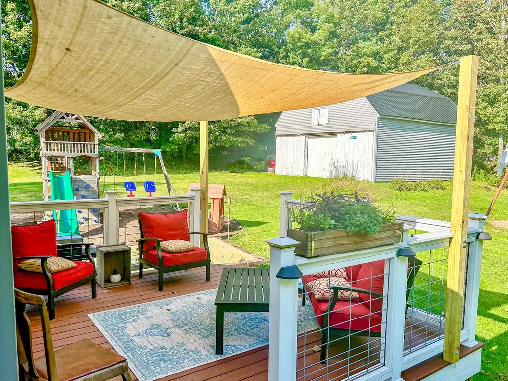 11 York Street Brooks ME 04921