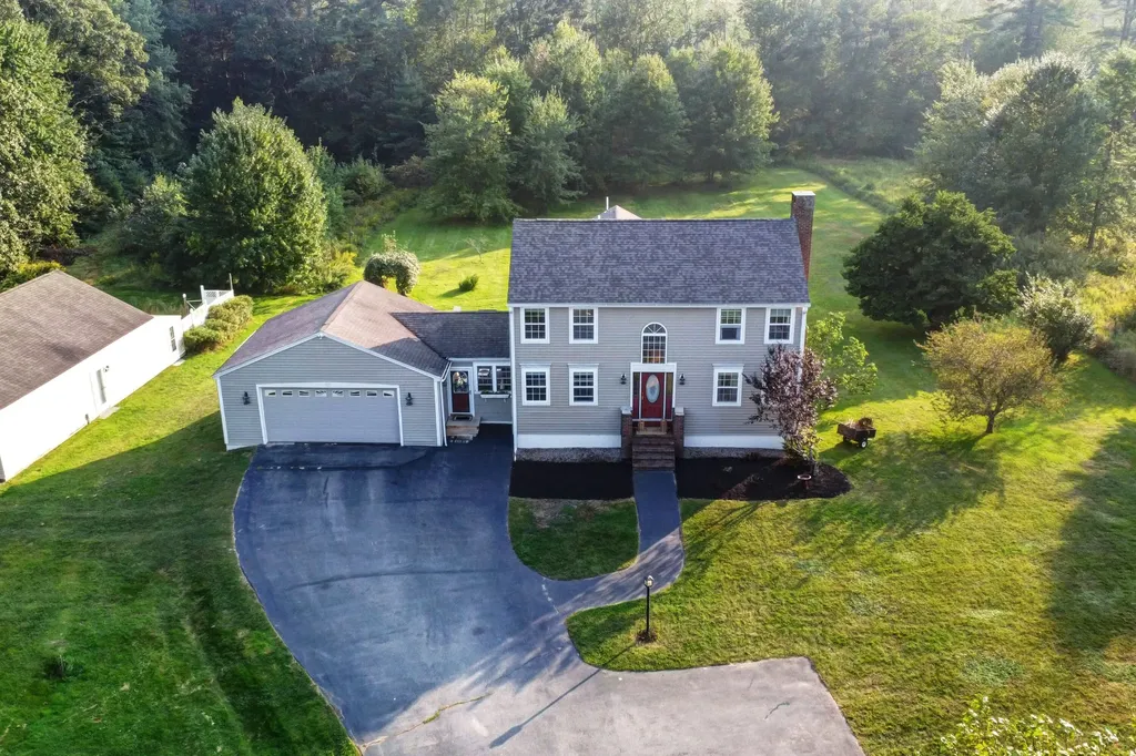 134 Flag Pond Road Saco ME 04072