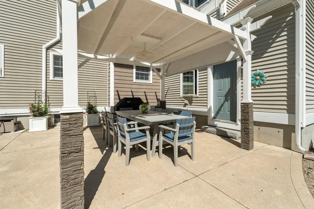131 Grammar Street Sanford ME 04073
