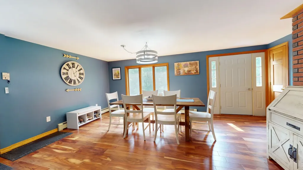 18 Beech Hill Road Freeport ME 04032