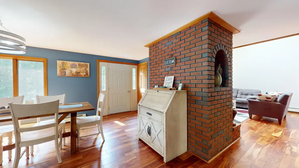 18 Beech Hill Road Freeport ME 04032