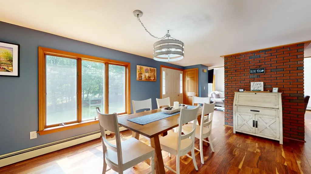 18 Beech Hill Road Freeport ME 04032