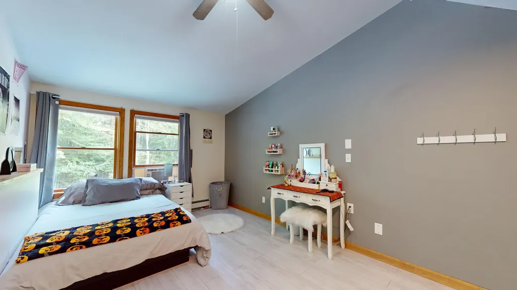 18 Beech Hill Road Freeport ME 04032