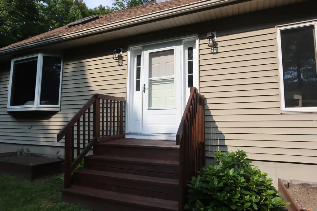 18 Beech Hill Road Freeport ME 04032
