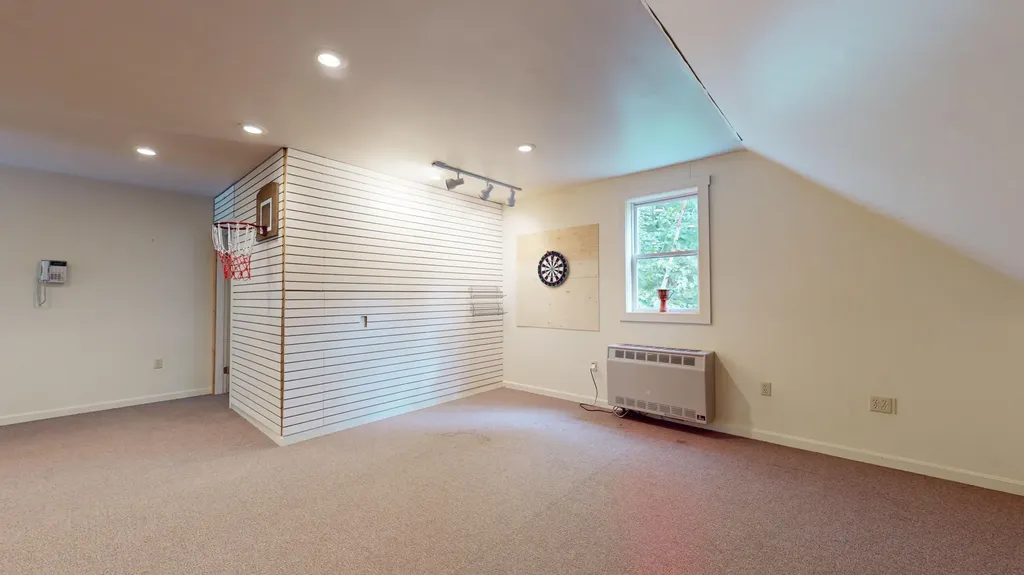 18 Beech Hill Road Freeport ME 04032