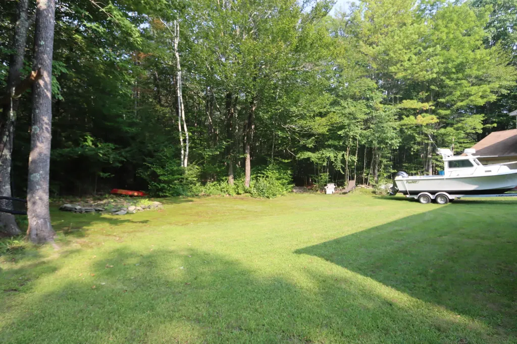 18 Beech Hill Road Freeport ME 04032