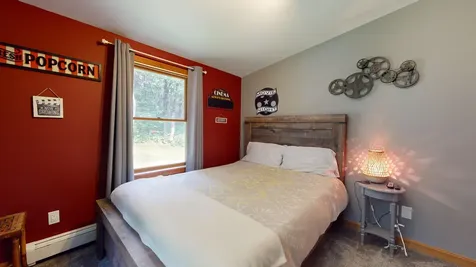 18 Beech Hill Road Freeport ME 04032
