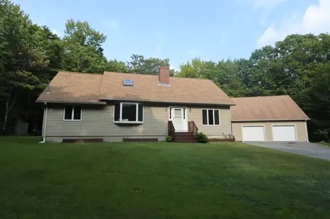 18 Beech Hill Road Freeport ME 04032
