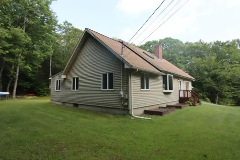 18 Beech Hill Road Freeport ME 04032