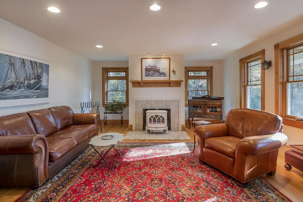 41 Field Road Arrowsic ME 04530