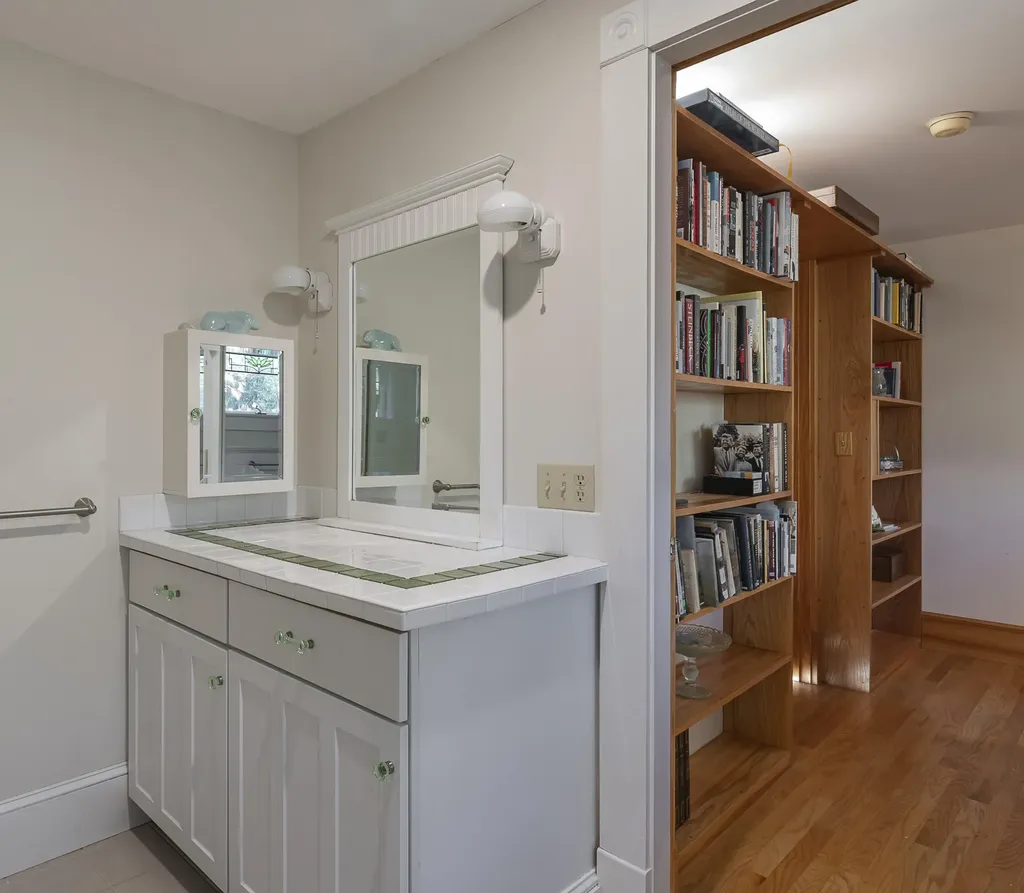 41 Field Road Arrowsic ME 04530
