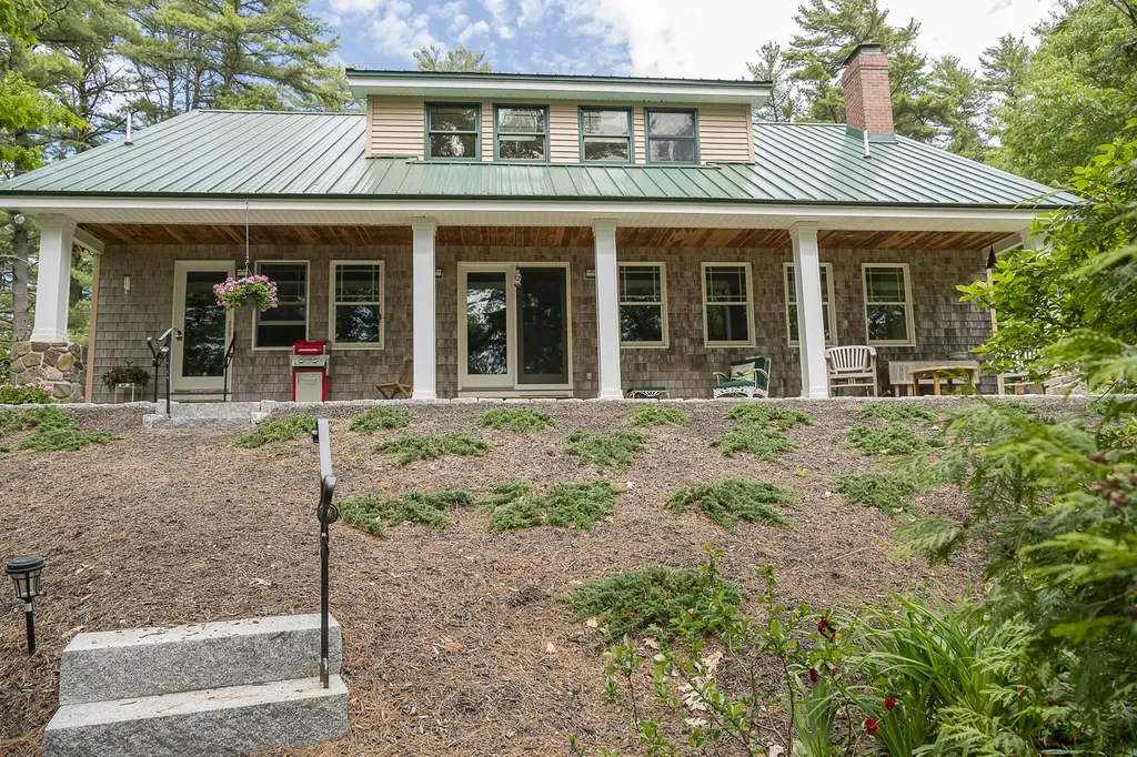 41 Field Road Arrowsic ME 04530