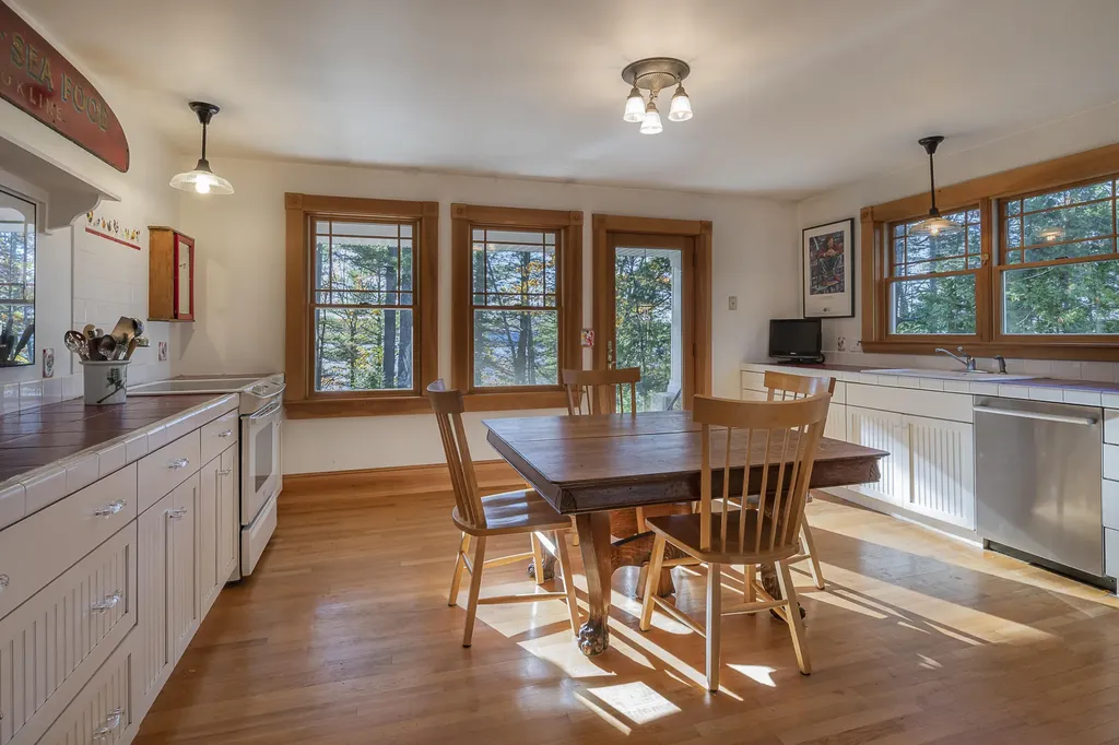 41 Field Road Arrowsic ME 04530