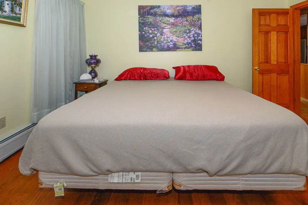 33 Daggett Drive Raymond ME 04071