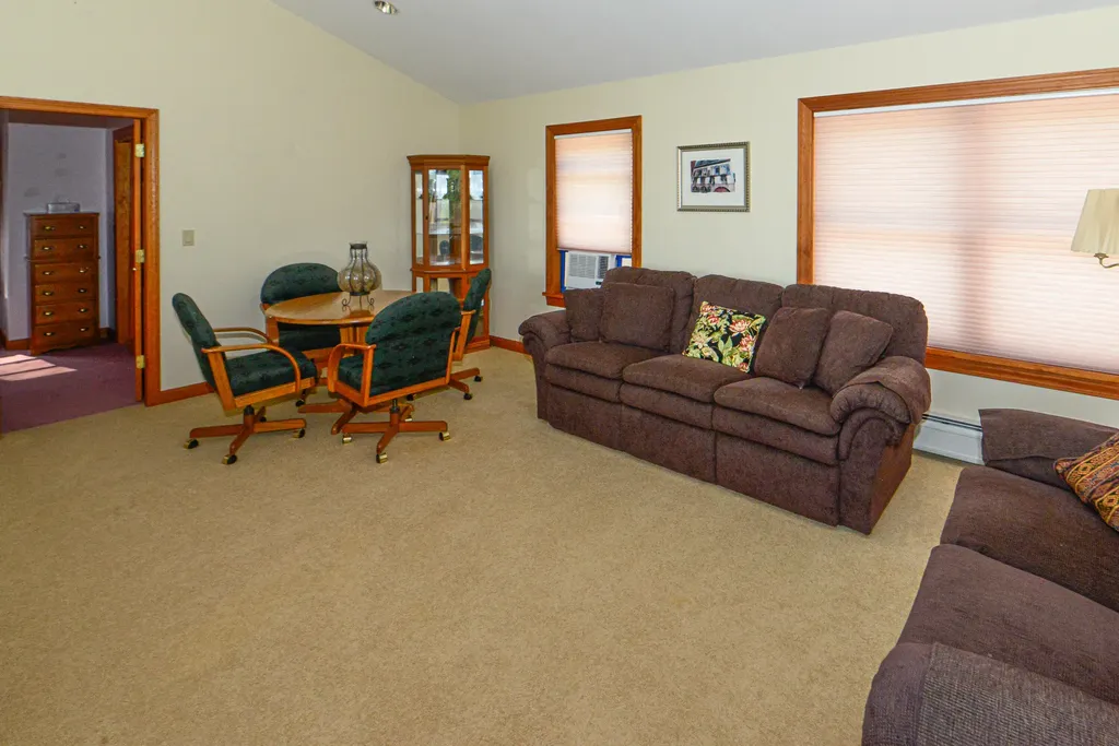 33 Daggett Drive Raymond ME 04071