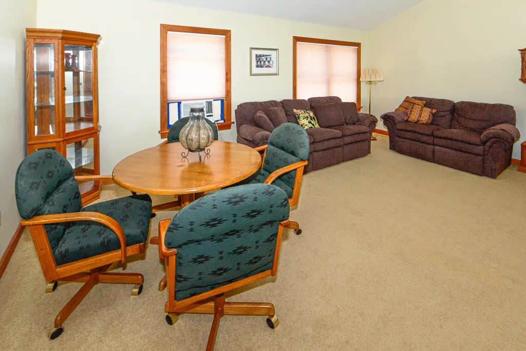 33 Daggett Drive Raymond ME 04071
