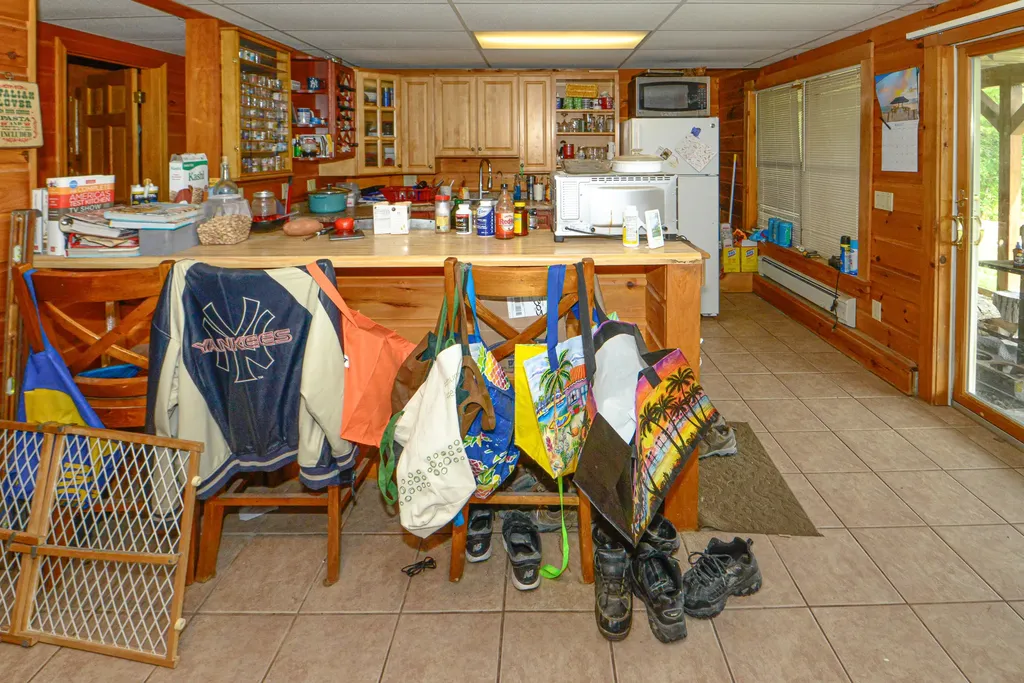 33 Daggett Drive Raymond ME 04071