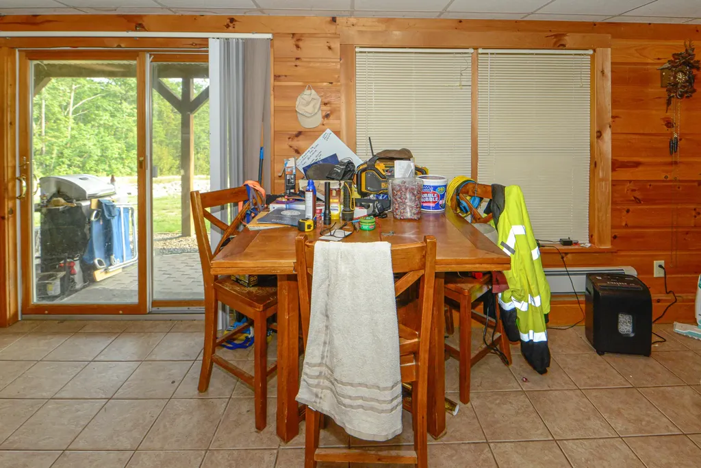 33 Daggett Drive Raymond ME 04071