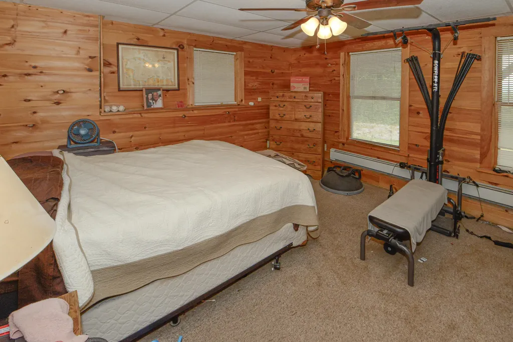 33 Daggett Drive Raymond ME 04071