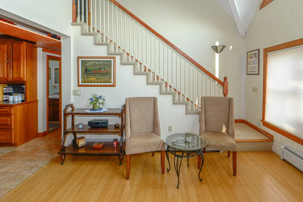 33 Daggett Drive Raymond ME 04071