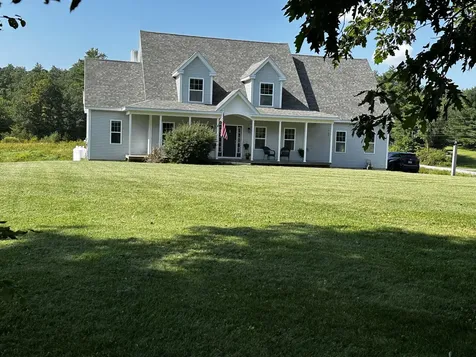 3 Strawberry Lane Windham ME 04062