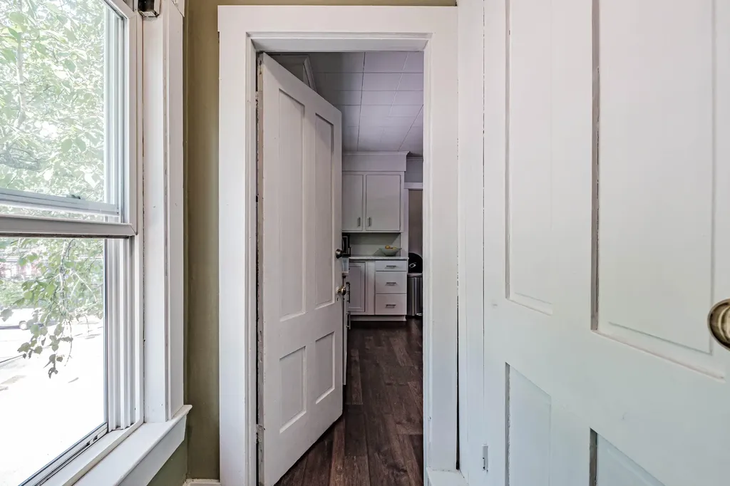 68 Lake Street Auburn ME 04210