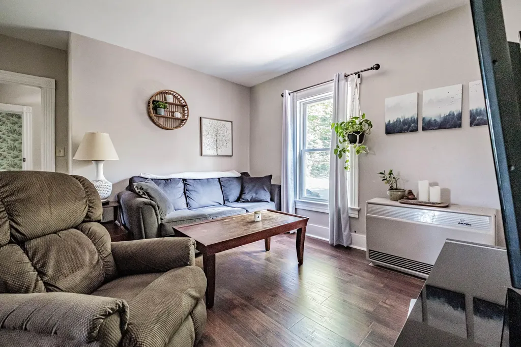 68 Lake Street Auburn ME 04210