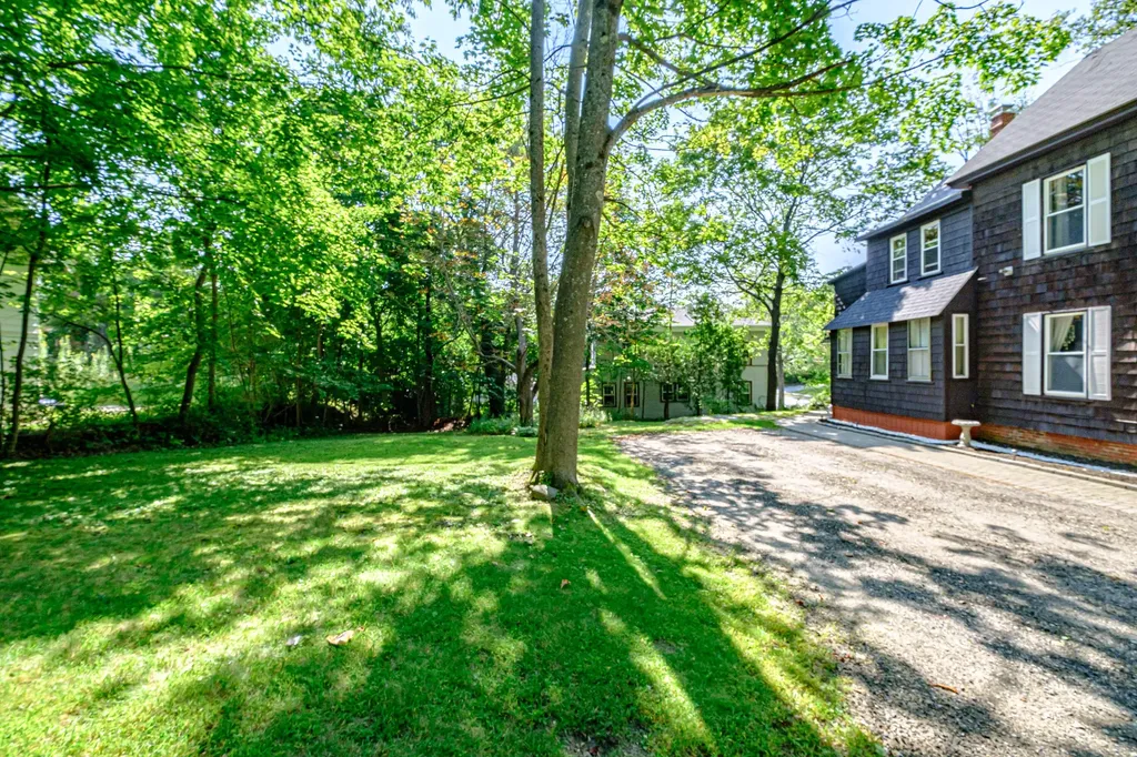 68 Lake Street Auburn ME 04210