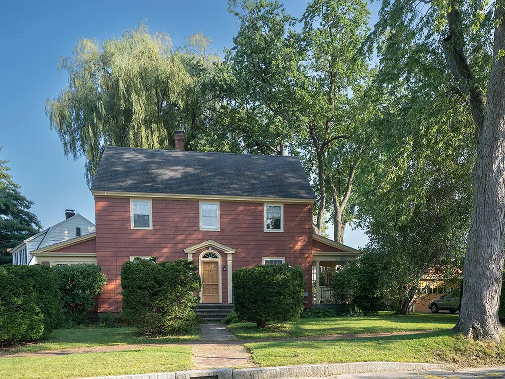 4 Woodmont Street Portland ME 04102