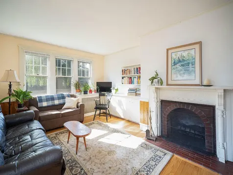 4 Woodmont Street Portland ME 04102