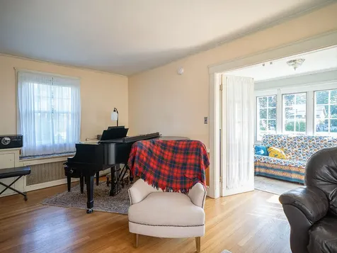 4 Woodmont Street Portland ME 04102