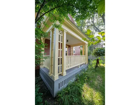 4 Woodmont Street Portland ME 04102