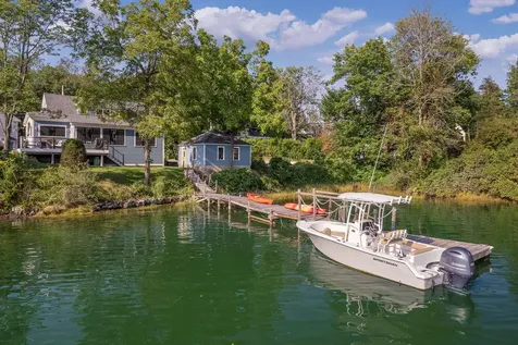 160 Whipple Road Kittery ME 03904