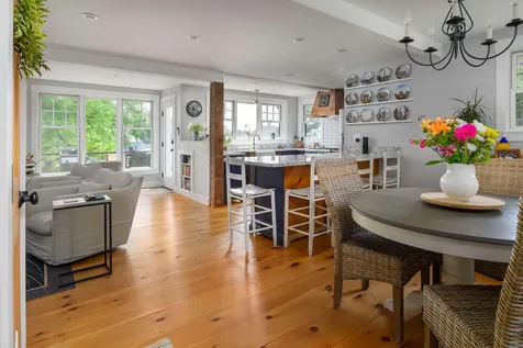 160 Whipple Road Kittery ME 03904