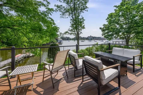 160 Whipple Road Kittery ME 03904