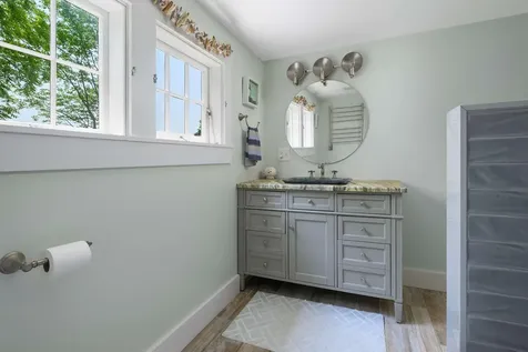 160 Whipple Road Kittery ME 03904