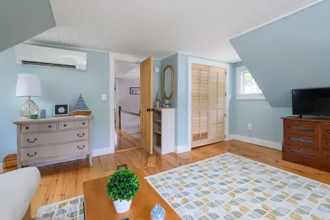 160 Whipple Road Kittery ME 03904