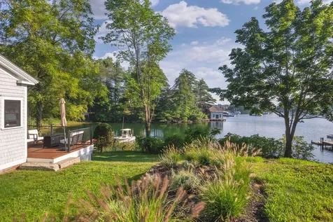 160 Whipple Road Kittery ME 03904