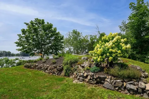 160 Whipple Road Kittery ME 03904