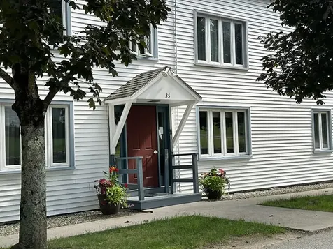 35 Summer Street Wiscasset ME 04578